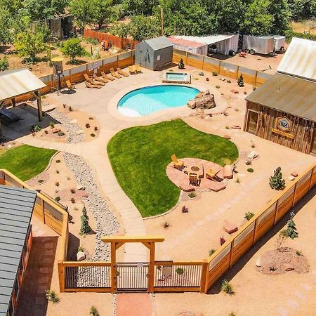 Timber & Tin F 2Bed 2Bath W Pool & Rooftop Deck Kanab Exterior photo