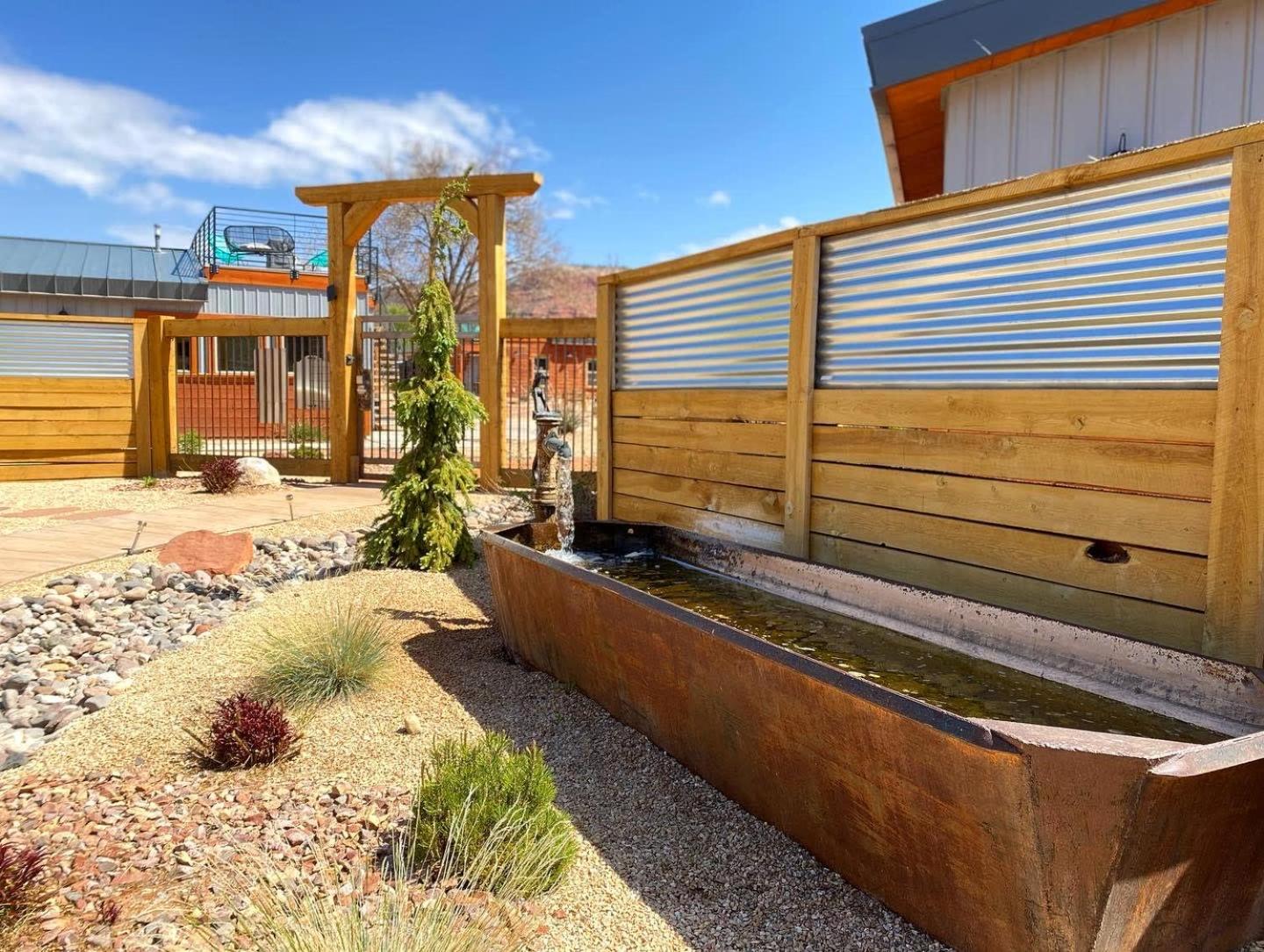 Timber & Tin F 2Bed 2Bath W Pool & Rooftop Deck Kanab Exterior photo