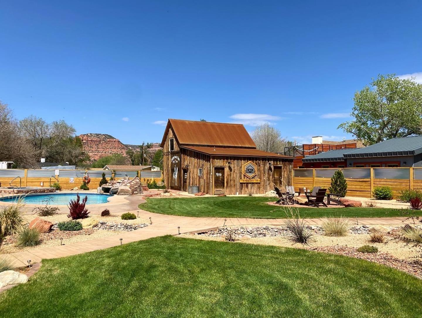 Timber & Tin F 2Bed 2Bath W Pool & Rooftop Deck Kanab Exterior photo